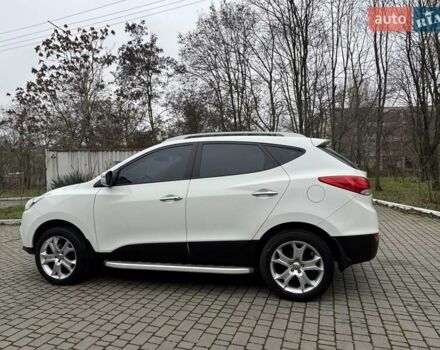 Белый Хендай их35, объемом двигателя 2.36 л и пробегом 111 тыс. км за 11999 $, фото 21 на Automoto.ua