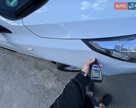 Белый Хендай их35, объемом двигателя 1.7 л и пробегом 214 тыс. км за 13000 $, фото 77 на Automoto.ua