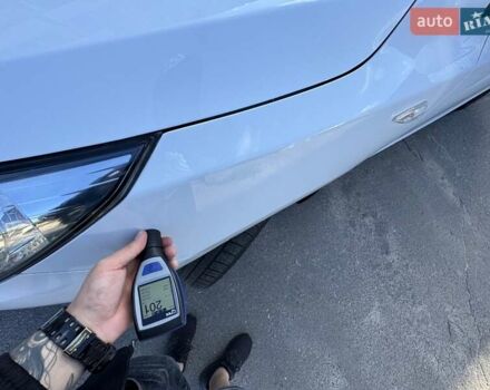 Белый Хендай их35, объемом двигателя 1.7 л и пробегом 214 тыс. км за 13000 $, фото 52 на Automoto.ua