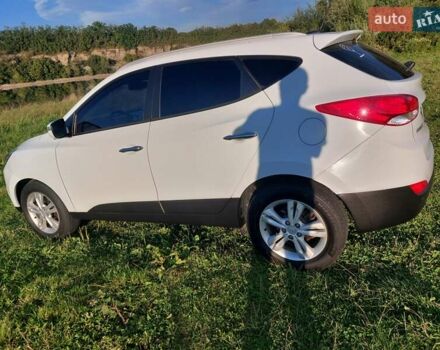 Білий Хендай іх35, об'ємом двигуна 2 л та пробігом 173 тис. км за 12300 $, фото 9 на Automoto.ua