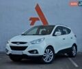 Белый Хендай их35, объемом двигателя 2.4 л и пробегом 203 тыс. км за 10990 $, фото 1 на Automoto.ua