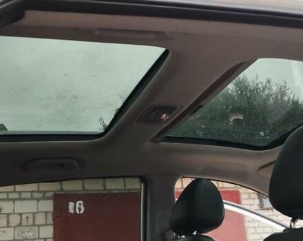 Белый Хендай их35, объемом двигателя 2 л и пробегом 215 тыс. км за 9900 $, фото 14 на Automoto.ua