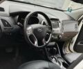 Белый Хендай их35, объемом двигателя 2 л и пробегом 215 тыс. км за 9300 $, фото 3 на Automoto.ua
