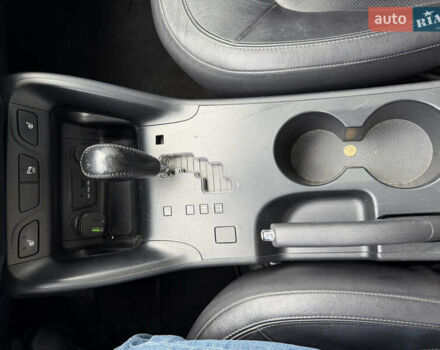 Білий Хендай іх35, об'ємом двигуна 2 л та пробігом 122 тис. км за 11500 $, фото 24 на Automoto.ua