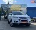 Белый Хендай их35, объемом двигателя 1.7 л и пробегом 214 тыс. км за 13000 $, фото 1 на Automoto.ua