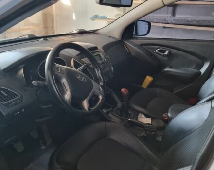 Білий Хендай іх35, об'ємом двигуна 0 л та пробігом 152 тис. км за 12000 $, фото 2 на Automoto.ua