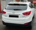 Белый Хендай их35, объемом двигателя 2 л и пробегом 215 тыс. км за 9900 $, фото 5 на Automoto.ua