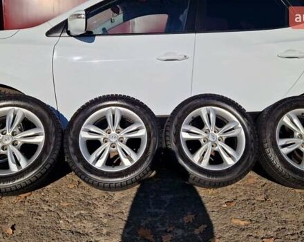 Белый Хендай их35, объемом двигателя 2 л и пробегом 226 тыс. км за 10300 $, фото 30 на Automoto.ua