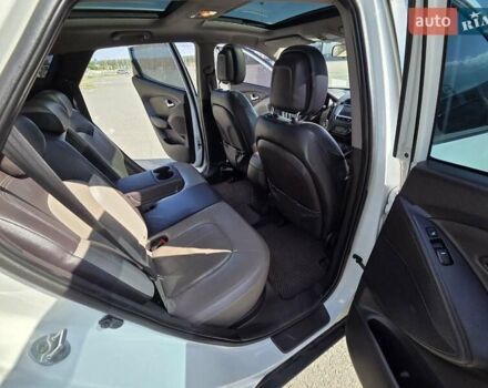 Белый Хендай их35, объемом двигателя 2 л и пробегом 180 тыс. км за 12200 $, фото 13 на Automoto.ua