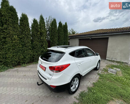 Білий Хендай іх35, об'ємом двигуна 2 л та пробігом 178 тис. км за 13500 $, фото 11 на Automoto.ua