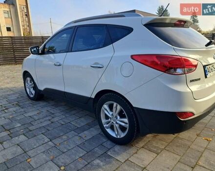 Білий Хендай іх35, об'ємом двигуна 2 л та пробігом 119 тис. км за 12600 $, фото 33 на Automoto.ua