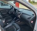 Белый Хендай их35, объемом двигателя 2 л и пробегом 145 тыс. км за 11300 $, фото 7 на Automoto.ua