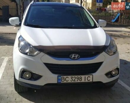 Білий Хендай іх35, об'ємом двигуна 2 л та пробігом 196 тис. км за 12000 $, фото 2 на Automoto.ua
