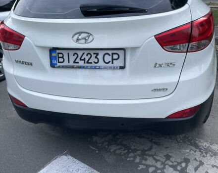 Белый Хендай их35, объемом двигателя 2 л и пробегом 101 тыс. км за 12900 $, фото 20 на Automoto.ua