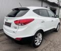 Белый Хендай их35, объемом двигателя 2 л и пробегом 243 тыс. км за 13250 $, фото 11 на Automoto.ua
