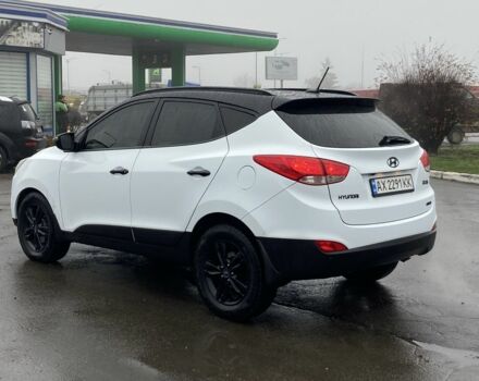 Білий Хендай іх35, об'ємом двигуна 2 л та пробігом 182 тис. км за 11999 $, фото 6 на Automoto.ua