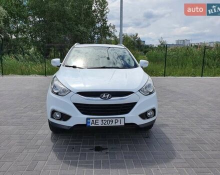 Білий Хендай іх35, об'ємом двигуна 2 л та пробігом 174 тис. км за 12300 $, фото 1 на Automoto.ua