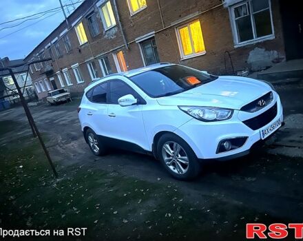 Белый Хендай их35, объемом двигателя 2 л и пробегом 208 тыс. км за 11500 $, фото 10 на Automoto.ua