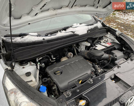 Белый Хендай их35, объемом двигателя 1.7 л и пробегом 258 тыс. км за 10900 $, фото 24 на Automoto.ua