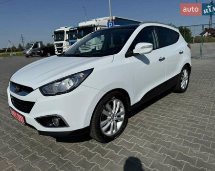 Белый Хендай их35, объемом двигателя 2 л и пробегом 171 тыс. км за 15499 $, фото 18 на Automoto.ua