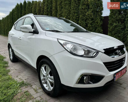 Білий Хендай іх35, об'ємом двигуна 2 л та пробігом 178 тис. км за 13500 $, фото 1 на Automoto.ua