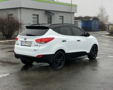 Білий Хендай іх35, об'ємом двигуна 2 л та пробігом 182 тис. км за 11999 $, фото 4 на Automoto.ua