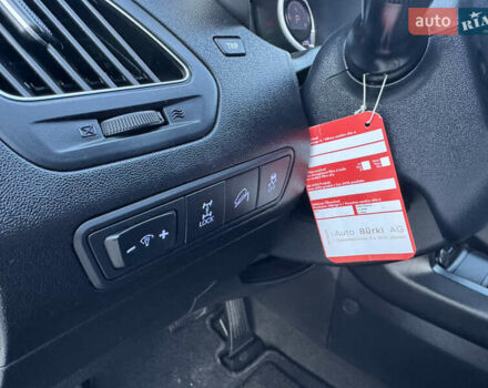 Хендай их35 2011 в Ровно на Automoto.ua Белый Хендай их35, объемом двигателя 2 л и пробегом 185 тыс. км за 13499 $, фото 17 на Automoto.ua