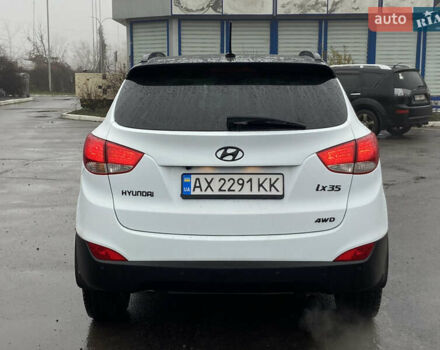 Білий Хендай іх35, об'ємом двигуна 2 л та пробігом 182 тис. км за 11999 $, фото 5 на Automoto.ua