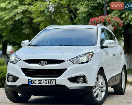 Хендай их35 2011 в Межгорье на Automoto.ua Белый Хендай их35, объемом двигателя 2 л и пробегом 235 тыс. км за 11100 $, фото 1 на Automoto.ua