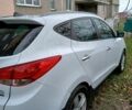 Белый Хендай их35, объемом двигателя 2 л и пробегом 251 тыс. км за 293 $, фото 2 на Automoto.ua
