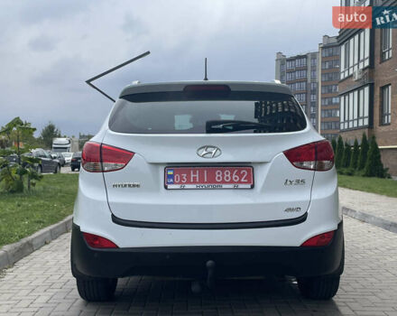 Белый Хендай их35, объемом двигателя 2 л и пробегом 193 тыс. км за 10550 $, фото 7 на Automoto.ua