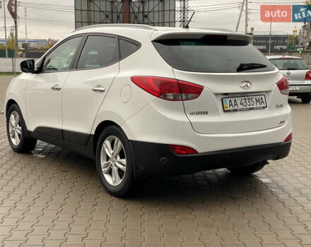 Хендай их35 2011 в Киеве на Automoto.ua Белый Хендай их35, объемом двигателя 2 л и пробегом 145 тыс. км за 11500 $, фото 6 на Automoto.ua
