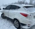 Белый Хендай их35, объемом двигателя 2 л и пробегом 269 тыс. км за 4500 $, фото 1 на Automoto.ua
