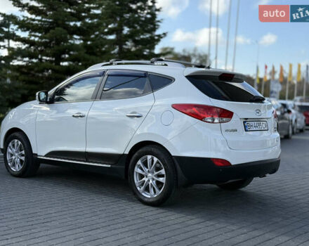 Хендай их35 2011 в Одессе на Automoto.ua Белый Хендай их35, объемом двигателя 2.4 л и пробегом 234 тыс. км за 11500 $, фото 7 на Automoto.ua