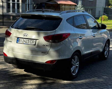 Белый Хендай их35, объемом двигателя 2 л и пробегом 101 тыс. км за 12900 $, фото 12 на Automoto.ua