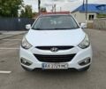 Белый Хендай их35, объемом двигателя 2 л и пробегом 184 тыс. км за 12400 $, фото 9 на Automoto.ua