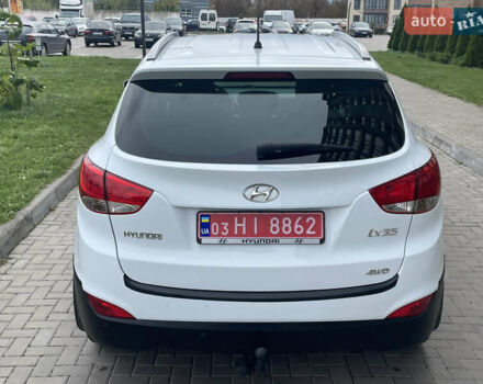 Белый Хендай их35, объемом двигателя 2 л и пробегом 193 тыс. км за 10550 $, фото 20 на Automoto.ua