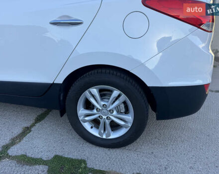 Хендай их35 2011 в Ровно на Automoto.ua Белый Хендай их35, объемом двигателя 2 л и пробегом 185 тыс. км за 13499 $, фото 8 на Automoto.ua