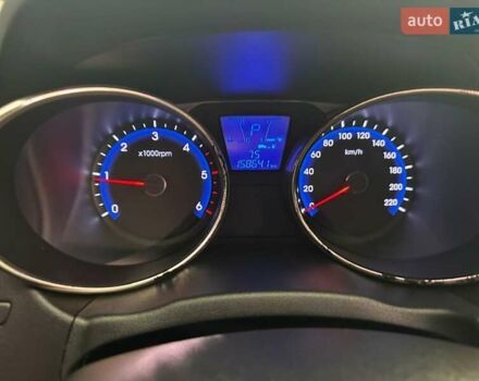 Білий Хендай іх35, об'ємом двигуна 2 л та пробігом 158 тис. км за 12700 $, фото 12 на Automoto.ua