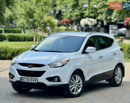 Хендай их35 2011 в Межгорье на Automoto.ua Белый Хендай их35, объемом двигателя 2 л и пробегом 235 тыс. км за 11100 $, фото 9 на Automoto.ua