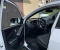 Белый Хендай их35, объемом двигателя 2 л и пробегом 260 тыс. км за 10900 $, фото 10 на Automoto.ua