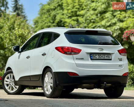 Хендай их35 2011 в Межгорье на Automoto.ua Белый Хендай их35, объемом двигателя 2 л и пробегом 235 тыс. км за 11100 $, фото 22 на Automoto.ua