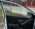 Белый Хендай их35, объемом двигателя 2 л и пробегом 235 тыс. км за 10999 $, фото 31 на Automoto.ua