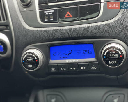 Белый Хендай их35, объемом двигателя 2.4 л и пробегом 118 тыс. км за 12900 $, фото 38 на Automoto.ua
