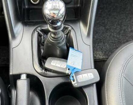 Белый Хендай их35, объемом двигателя 2 л и пробегом 235 тыс. км за 10999 $, фото 26 на Automoto.ua