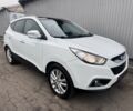 Белый Хендай их35, объемом двигателя 2 л и пробегом 243 тыс. км за 13250 $, фото 1 на Automoto.ua