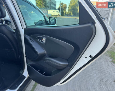 Хендай их35 2011 в Ровно на Automoto.ua Белый Хендай их35, объемом двигателя 2 л и пробегом 185 тыс. км за 13499 $, фото 34 на Automoto.ua