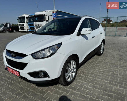 Белый Хендай их35, объемом двигателя 2 л и пробегом 171 тыс. км за 15499 $, фото 17 на Automoto.ua