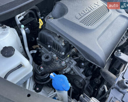 Хендай их35 2011 в Ровно на Automoto.ua Белый Хендай их35, объемом двигателя 2 л и пробегом 185 тыс. км за 13499 $, фото 45 на Automoto.ua