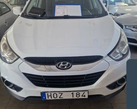 Белый Хендай их35, объемом двигателя 0 л и пробегом 110 тыс. км за 10500 $, фото 4 на Automoto.ua